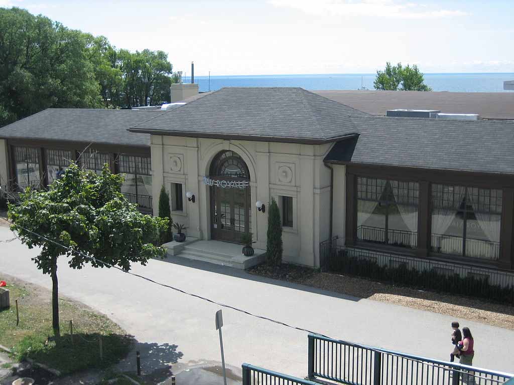 Photo of the Palais Royale in 2007